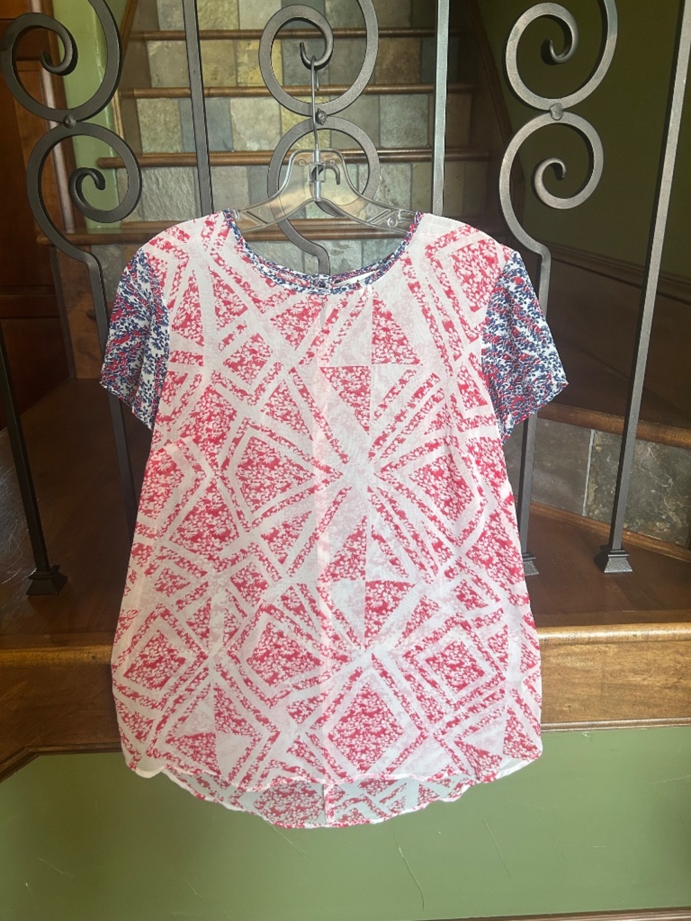 Cqbi blouse, size small